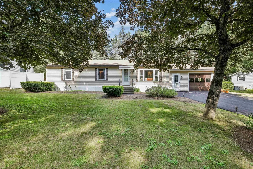 Unit for sale at 46 Edgewood, Hopkinton, NH 03229