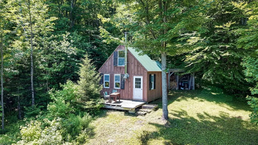 Unit for sale at 801 Red Schoolhouse, Wheelock, VT 05851
