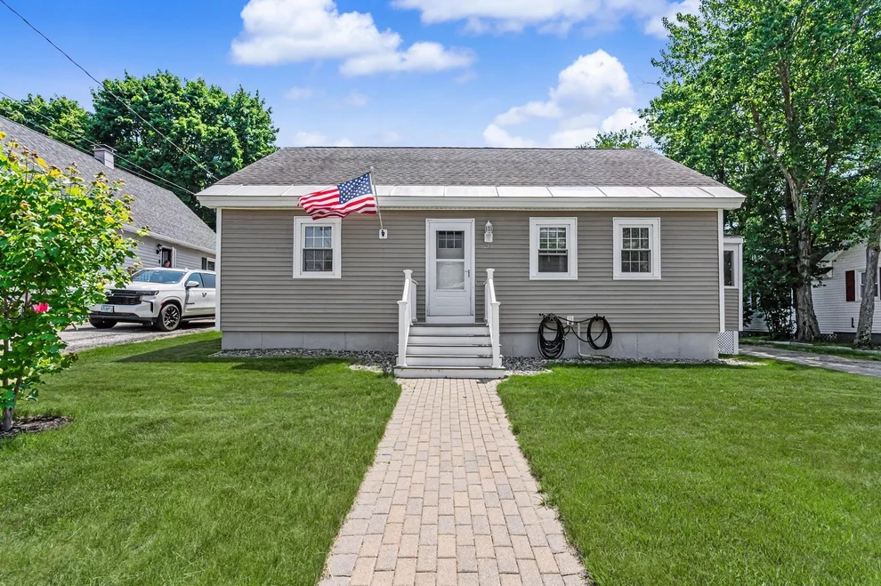 Unit for sale at 213 Bourne, Manchester, NH 03013