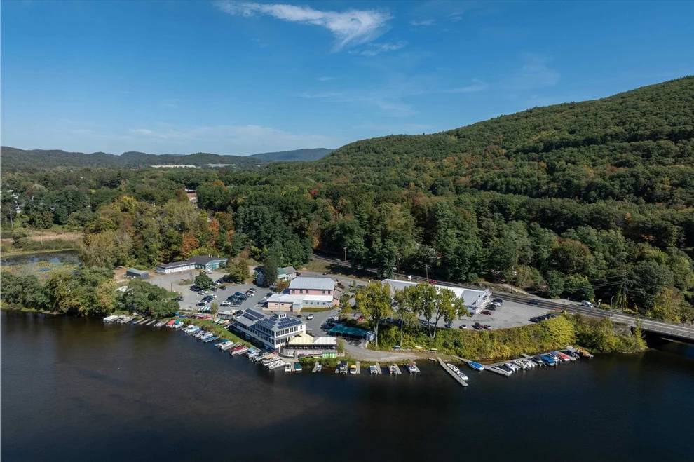 Unit for sale at 464 Putney, Brattleboro, VT 05301