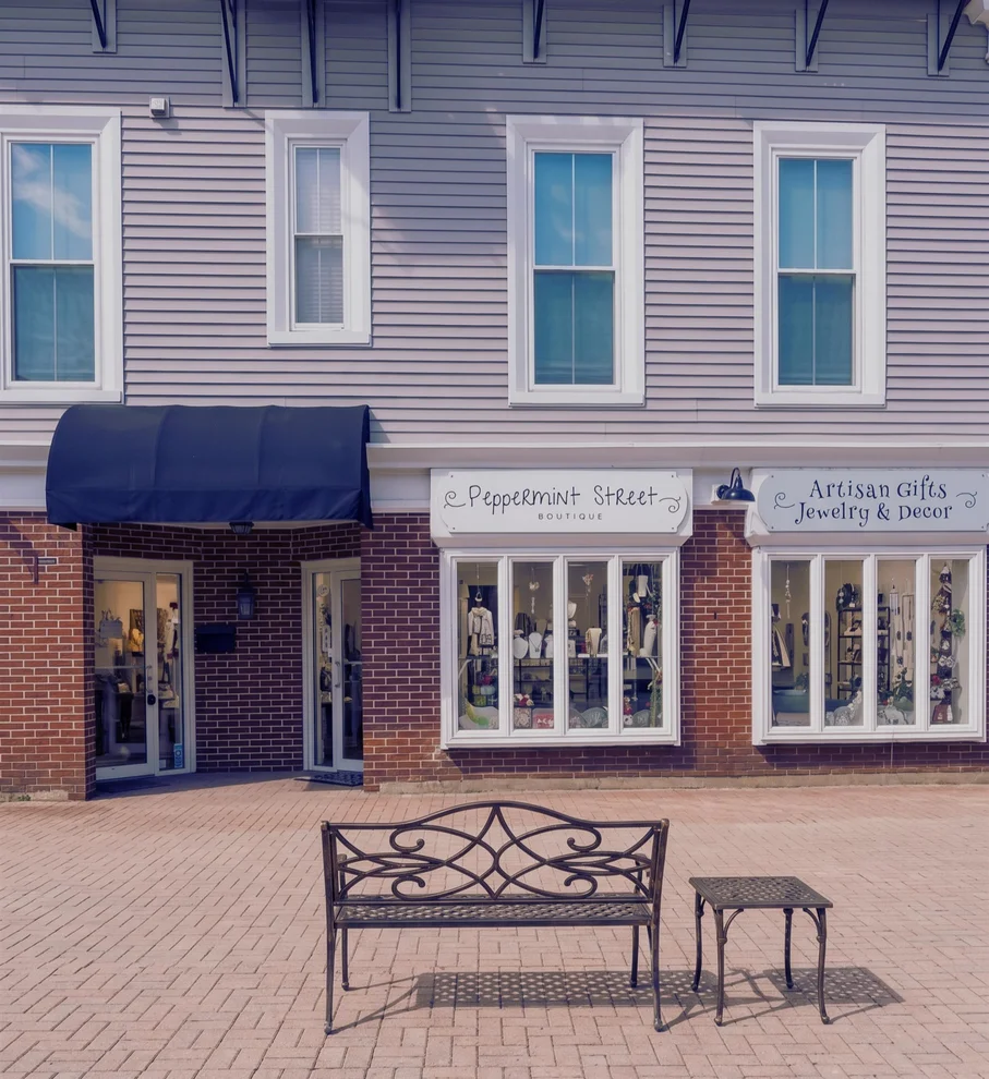 Unit for sale at 25 N Main, Wolfeboro, NH 03894