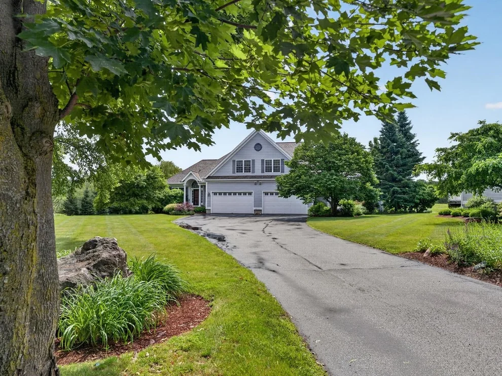 Unit for sale at 47 Economou Farm, South Burlington, VT 05403