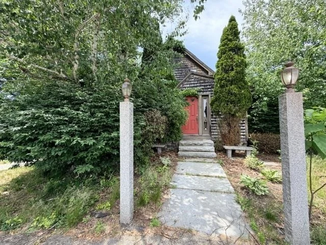 Unit for sale at 12 Olive Meadow, Dover, NH 03820