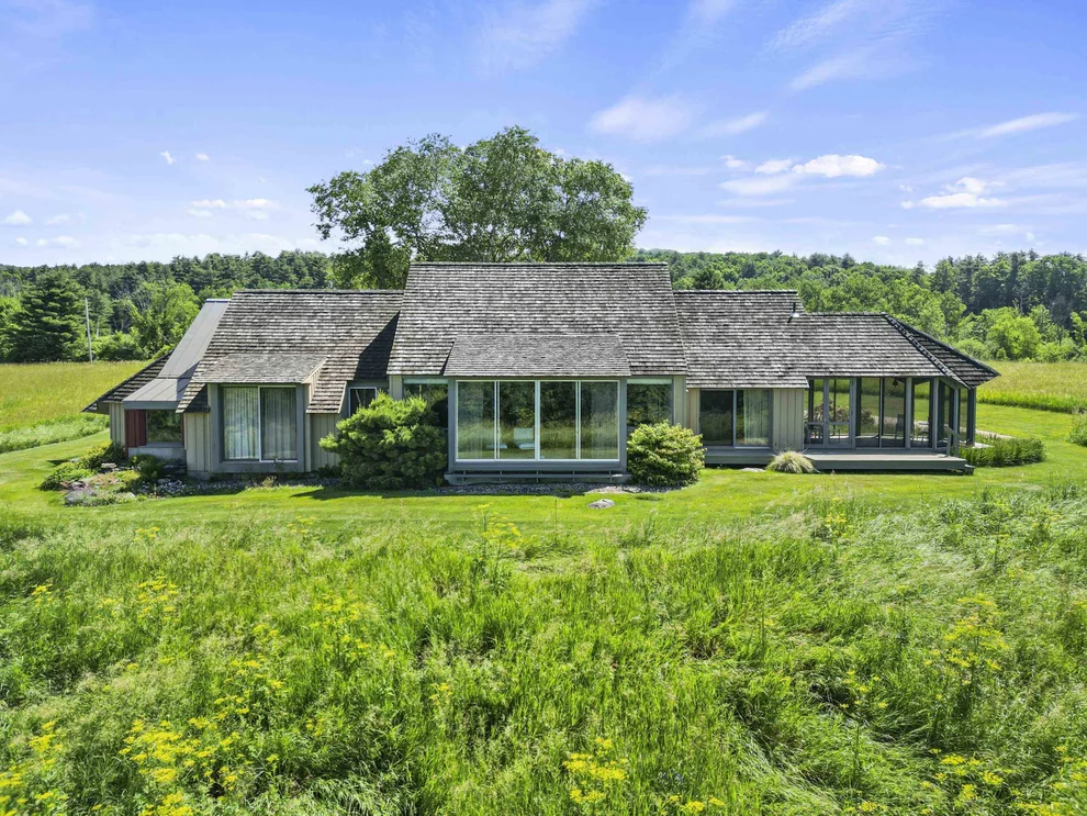 Unit for sale at 1996 North Pownal, Pownal, VT 05260