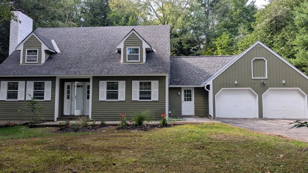 Unit for sale at 574 Hitzel, Rutland Town, VT 05701