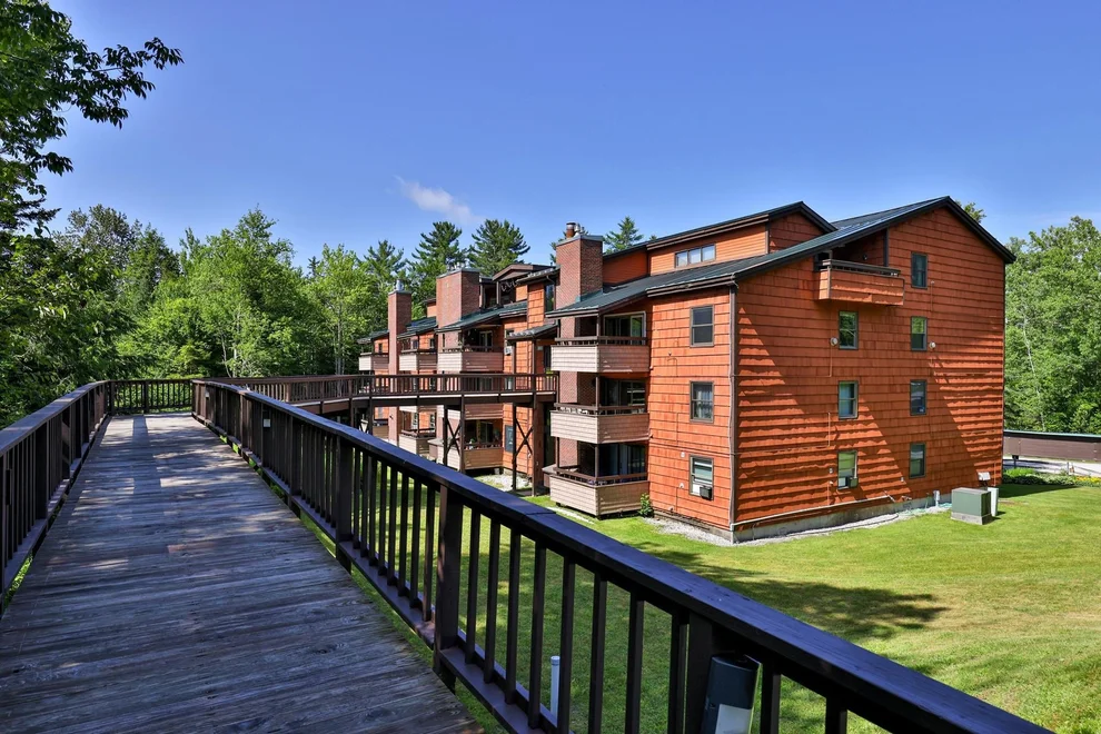 Unit for sale at 118 Gateway, Mendon, VT 05701