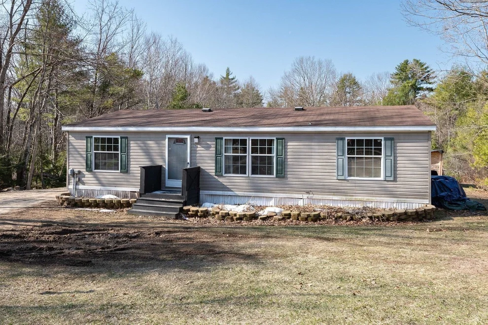 Unit for sale at 76 Deboer, Wakefield, NH 03830