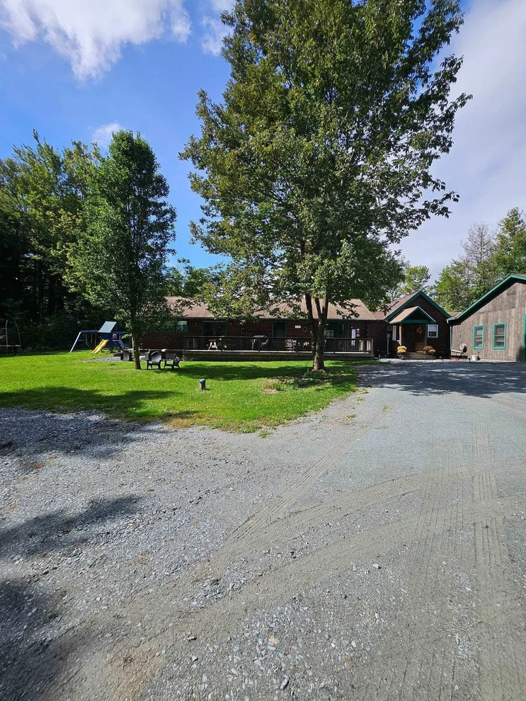 Unit for sale at 731 Howard Hill, Benson, VT 05743