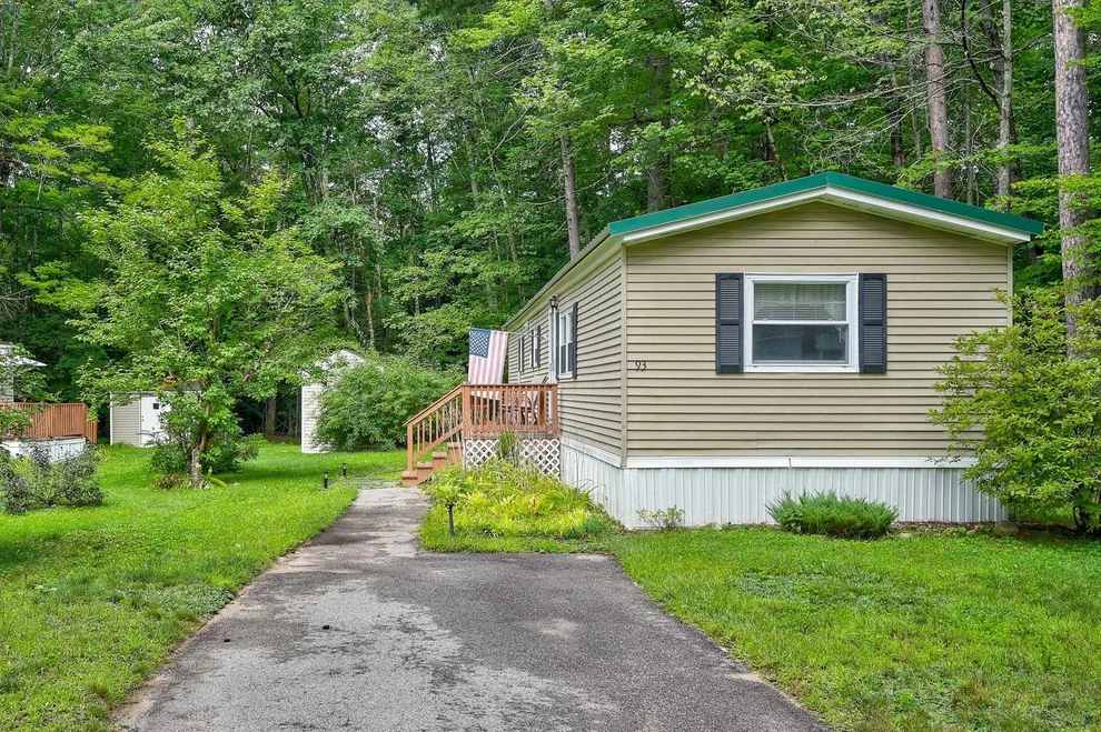 Unit for sale at 93 Eagle Ledge, Conway, NH 03813