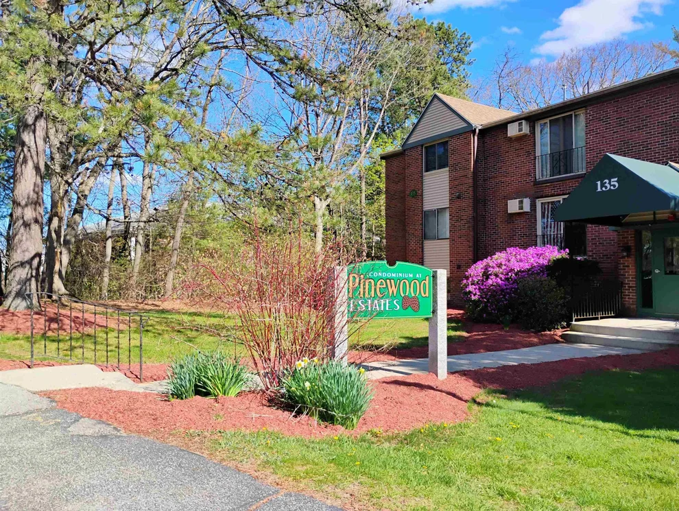 Unit for sale at 133 ENGLISH VILLAGE, Manchester, NH 03102