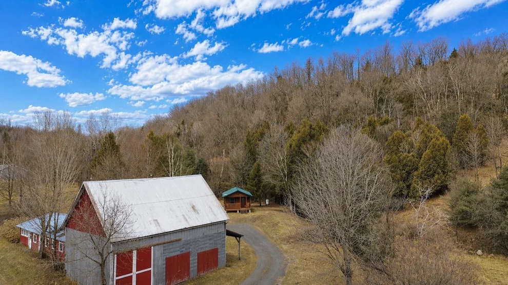Unit for sale at 576 Darling Hill, Derby, VT 05829