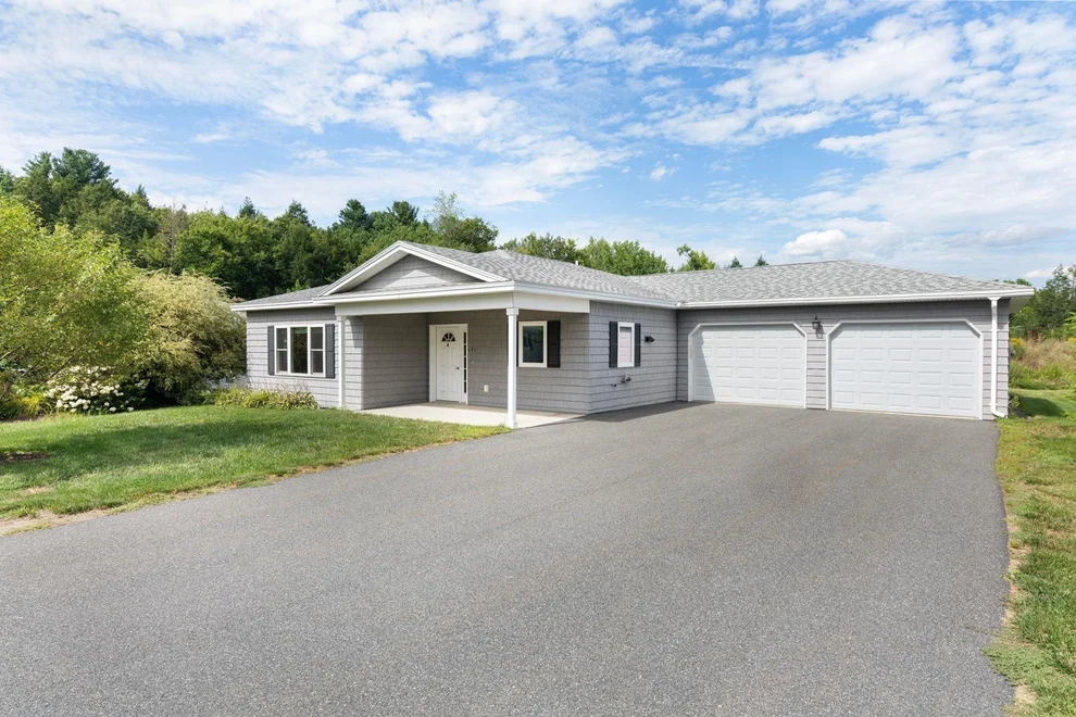Unit for sale at 171 Buttonwood, Brattleboro, VT 05301