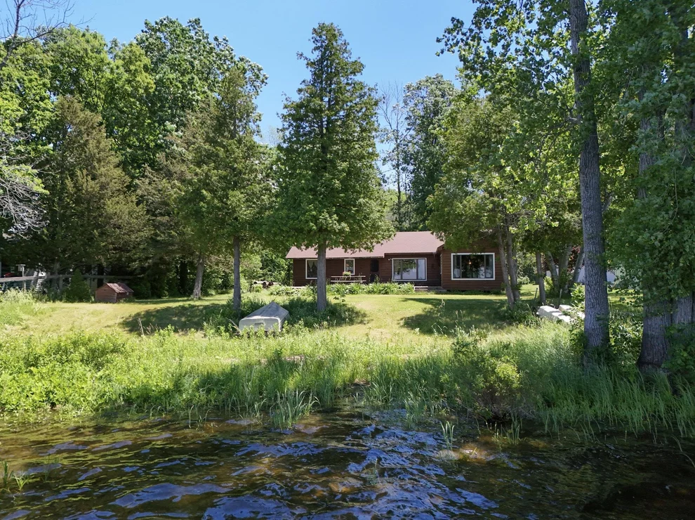 Unit for sale at 135 Savage Point North, North Hero, VT 05458