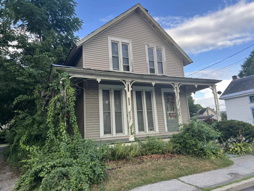 Unit for sale at 9 Caernarvon, Fair Haven, VT 05743