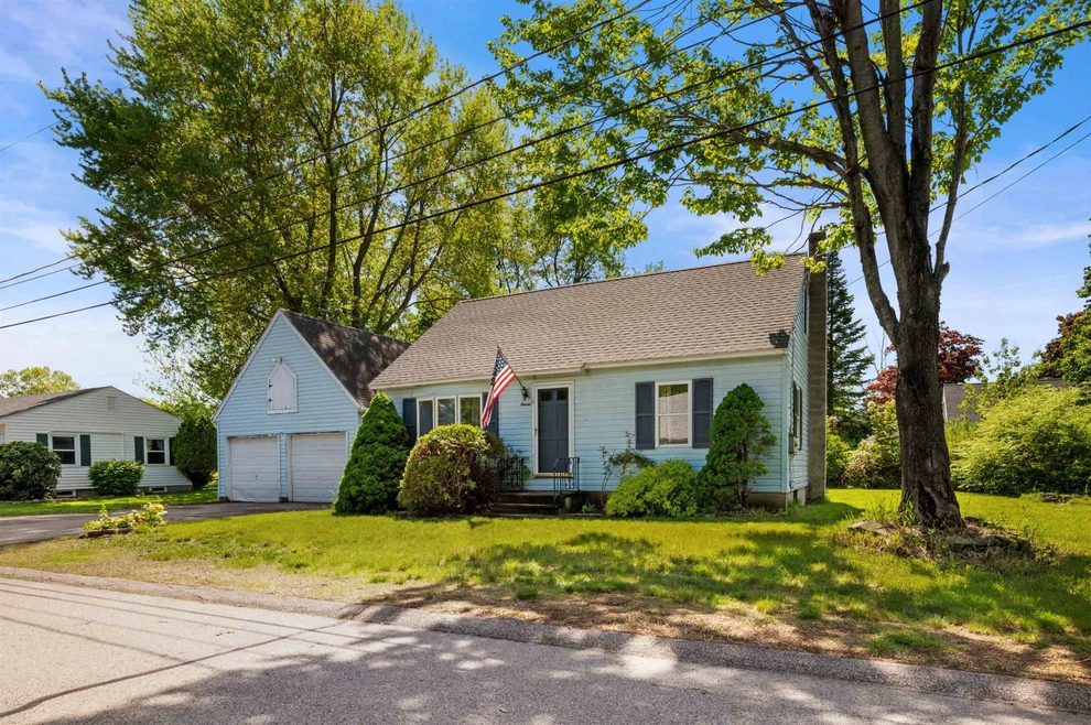 Unit for sale at 11 William, Somersworth, NH 03878