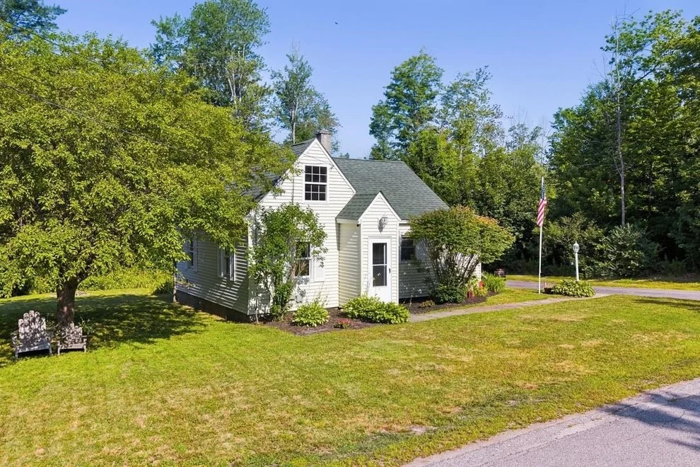 Unit for sale at 174 Summer, Newport, NH 03773