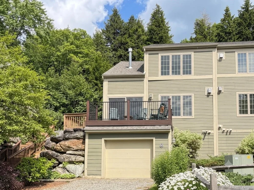 Unit for sale at 646 Topnotch, Stowe, VT 05672