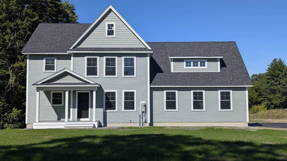 Unit for sale at 297 Sandown, Fremont, NH 03044