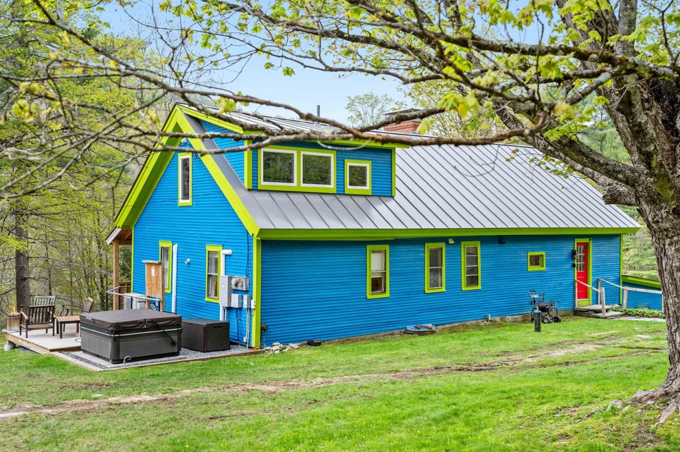 Unit for sale at 3955 VT Route 100, Warren, VT 05674