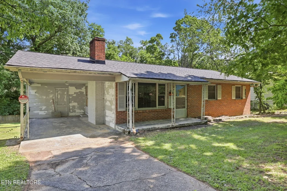 Unit for sale at 4930 Lonas Drive, Knoxville, TN 37909