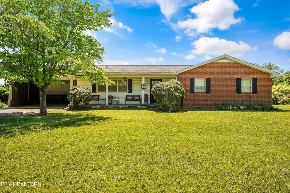 Unit for sale at 111 Harmon Rd, Maryville, TN 37804