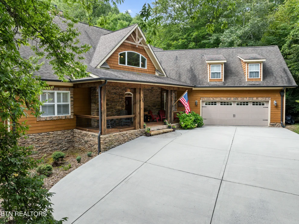 Unit for sale at 106 Sunshine Way, Townsend, TN 37882