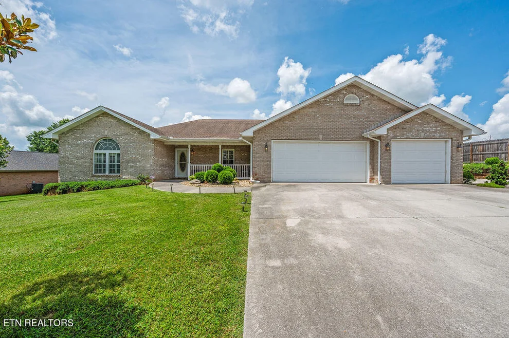 Unit for sale at 674 Southview Circle, Kodak, TN 37764