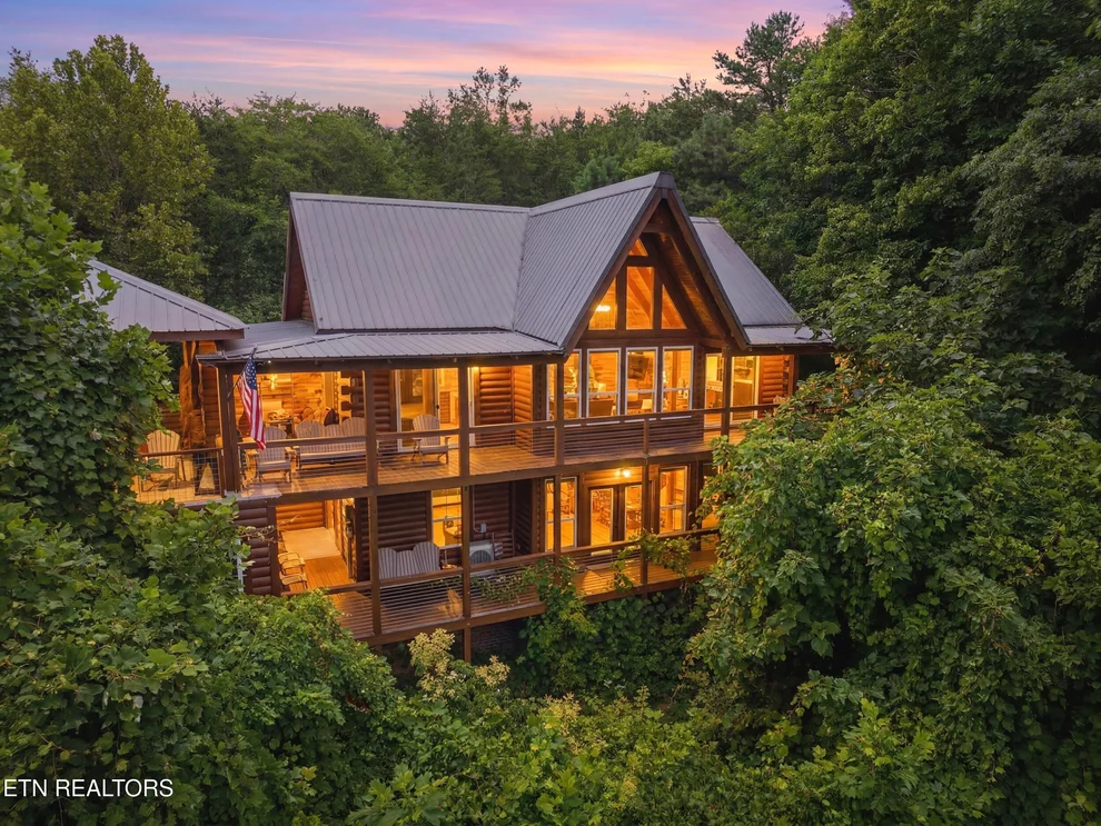 Unit for sale at 4137 Ole Smoky Way, Sevierville, TN 37862