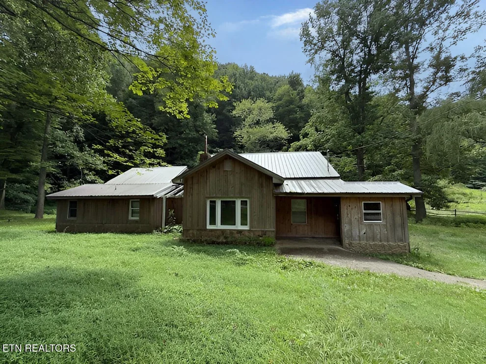 Unit for sale at 2750 Happy Hollow Rd, Sevierville, TN 37862