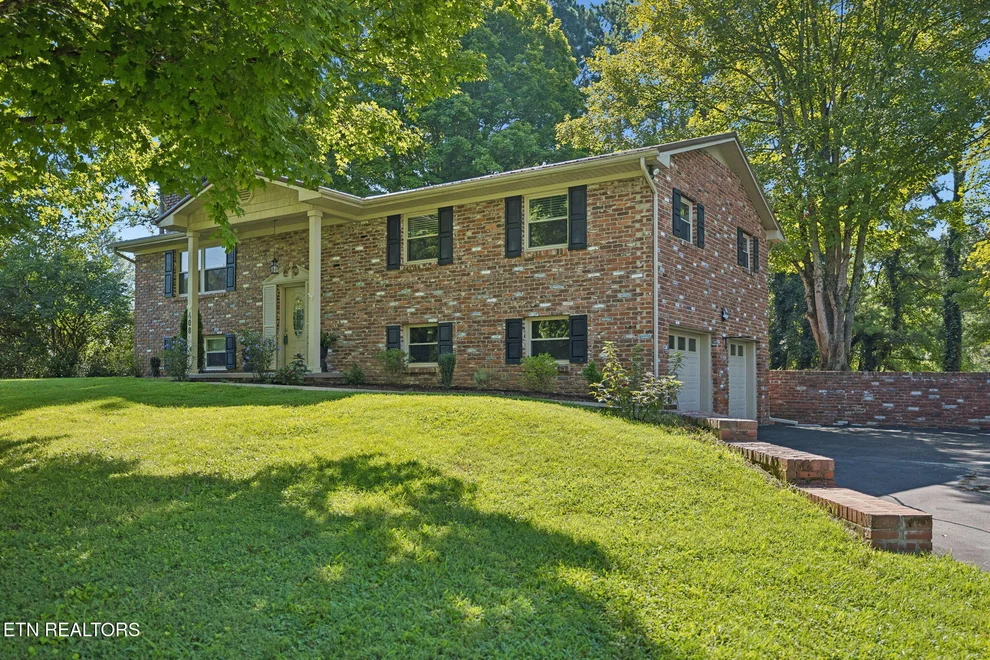 Unit for sale at 408 Abner Cruze Rd, Knoxville, TN 37920