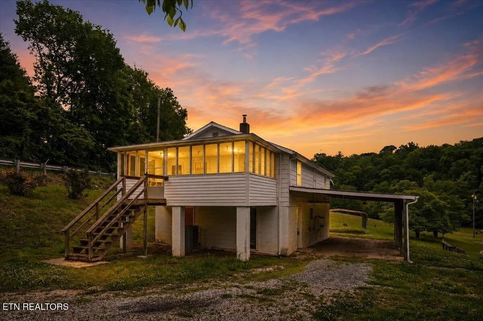 Unit for sale at 743 Lovely Bluff Rd, Rocky Top, TN 37769