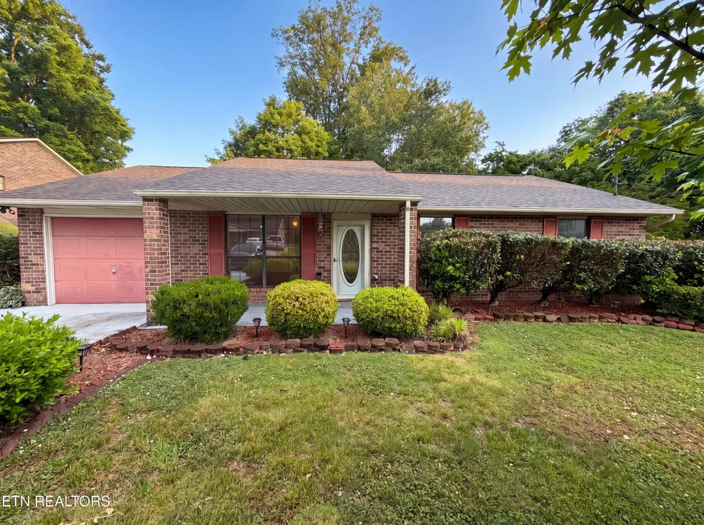 Unit for sale at 6020 Morning Glory Place, Knoxville, TN 37912