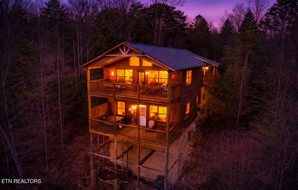 Unit for sale at 2539 Raccoon Hollow Way, Sevierville, TN 37862