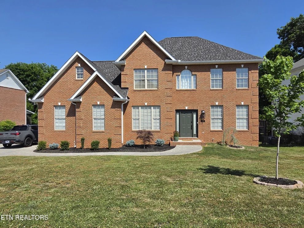 Unit for sale at 4920 Ivy Rose Drive, Knoxville, TN 37918