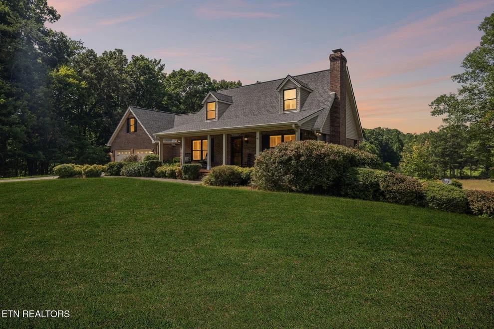 Unit for sale at 302 County Road 707, Athens, TN 37303