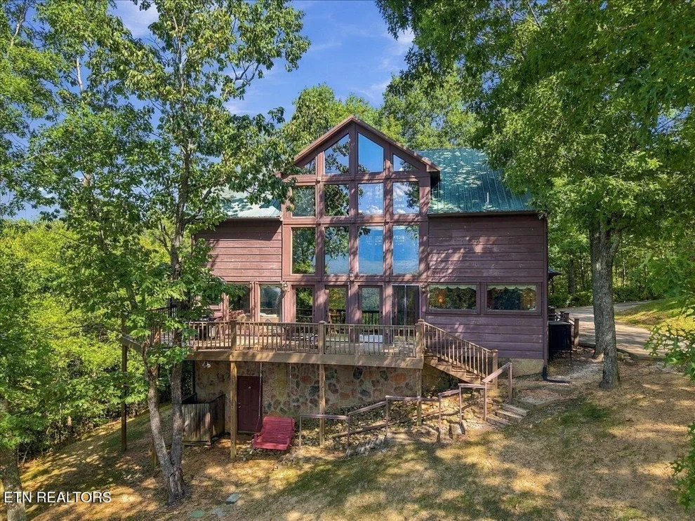 Unit for sale at 504 Twin Oak Mtn Lane, Townsend, TN 37882