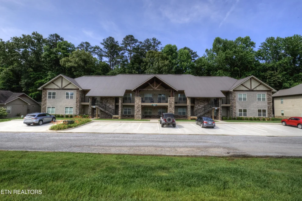 223 Bishops Cap Circle