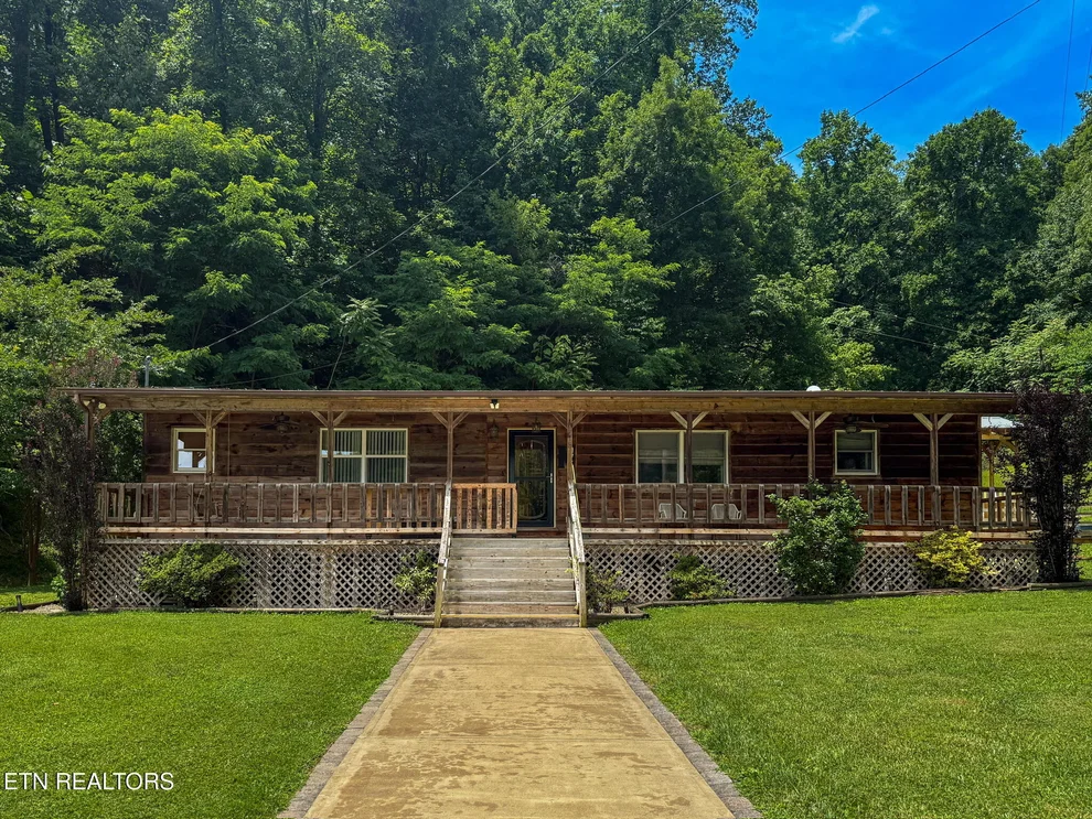 Unit for sale at 975 Keener Rd, Cosby, TN 37722