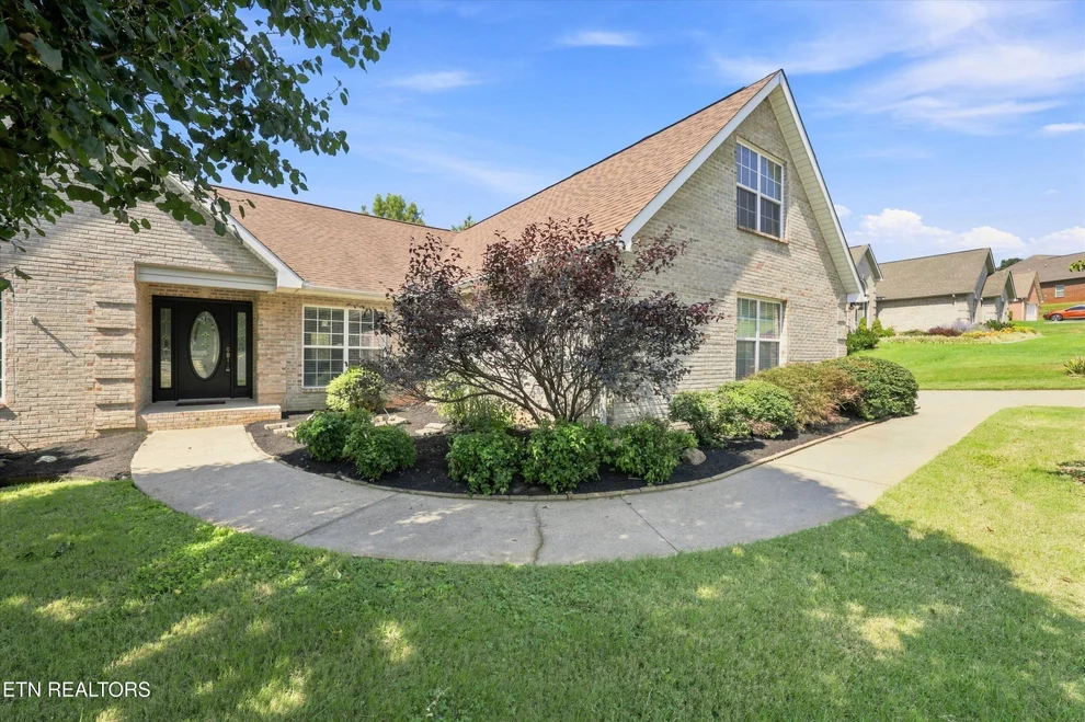 Unit for sale at 3015 Champions Drive, Maryville, TN 37801