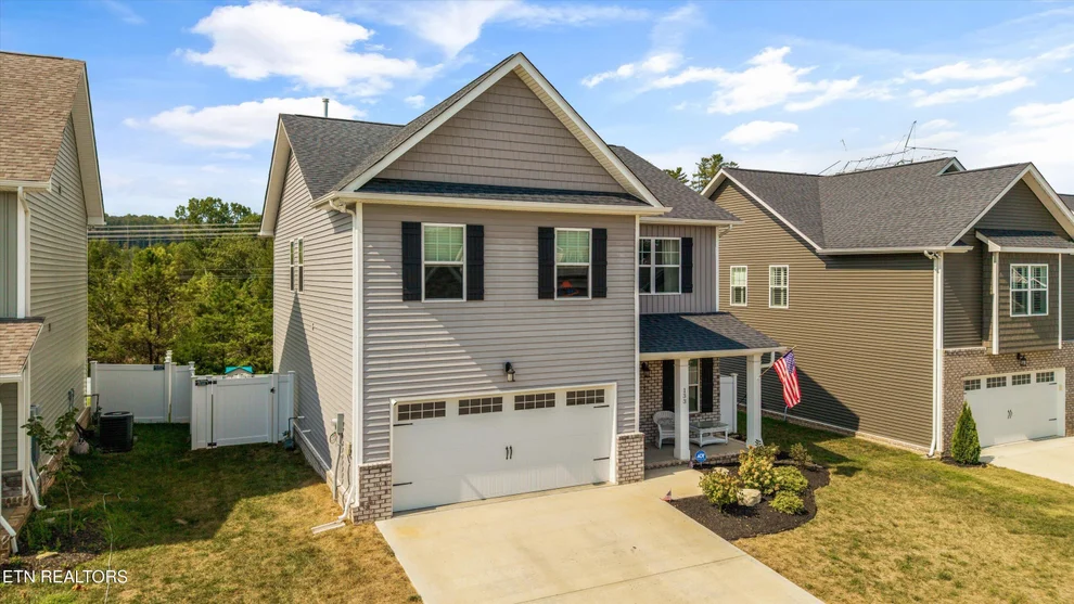 Unit for sale at 133 Songberry St, Oak Ridge, TN 37830