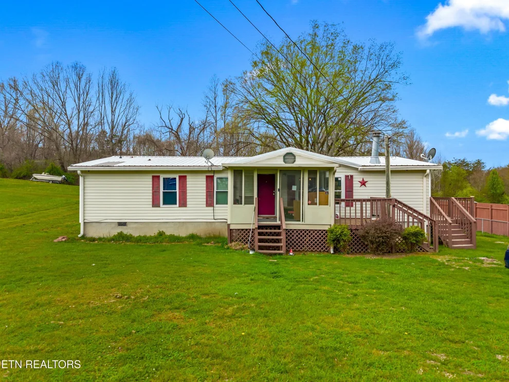 Unit for sale at 242 Cowan Lane, LaFollette, TN 37766