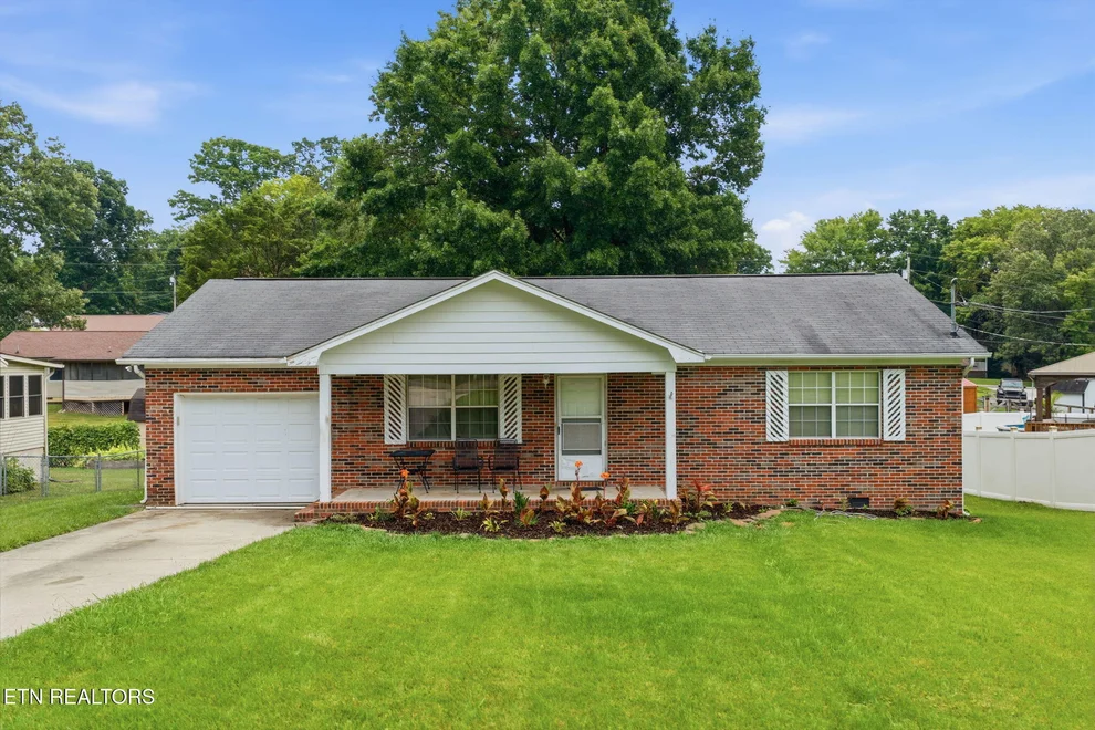 Unit for sale at 101 Decoy Lane, Clinton, TN 37716