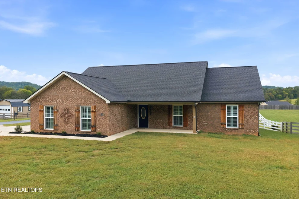 Unit for sale at 503 Teacher Way, Seymour, TN 37865