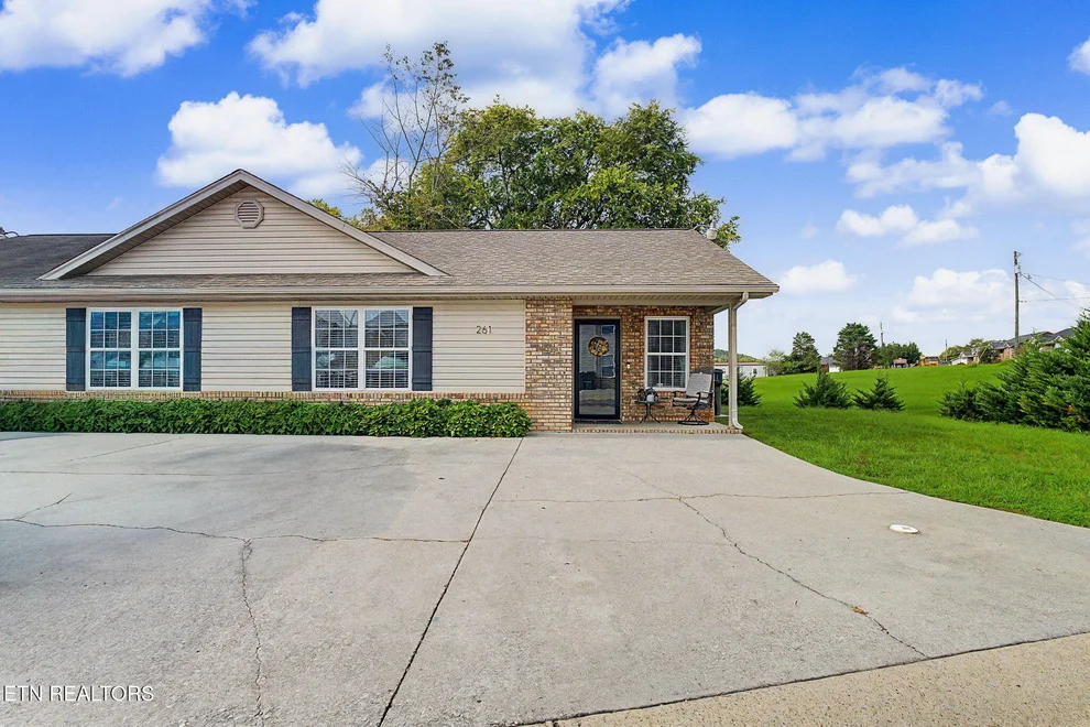 Unit for sale at 261 Dumplin Lane, Kodak, TN 37764