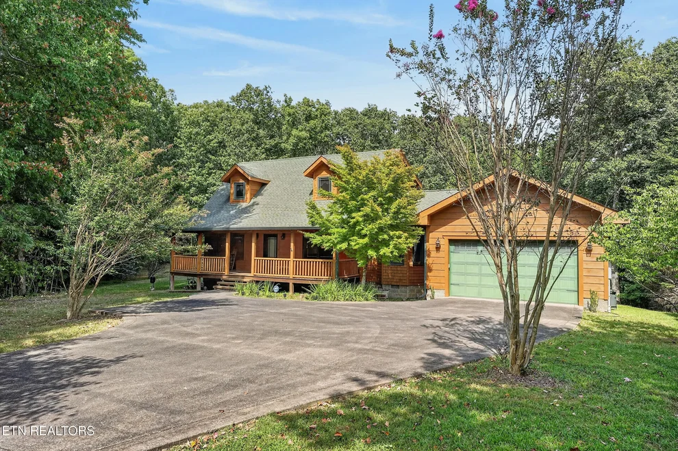 Unit for sale at 303 Oesterman Drive, Monterey, TN 38574