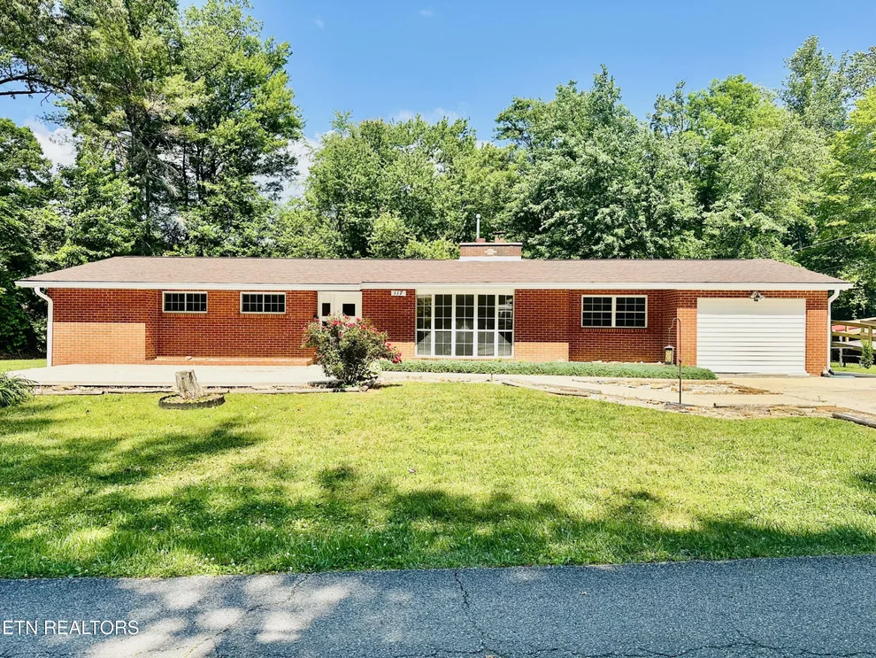 Unit for sale at 117 Coon Hunters Rd, Wartburg, TN 37887