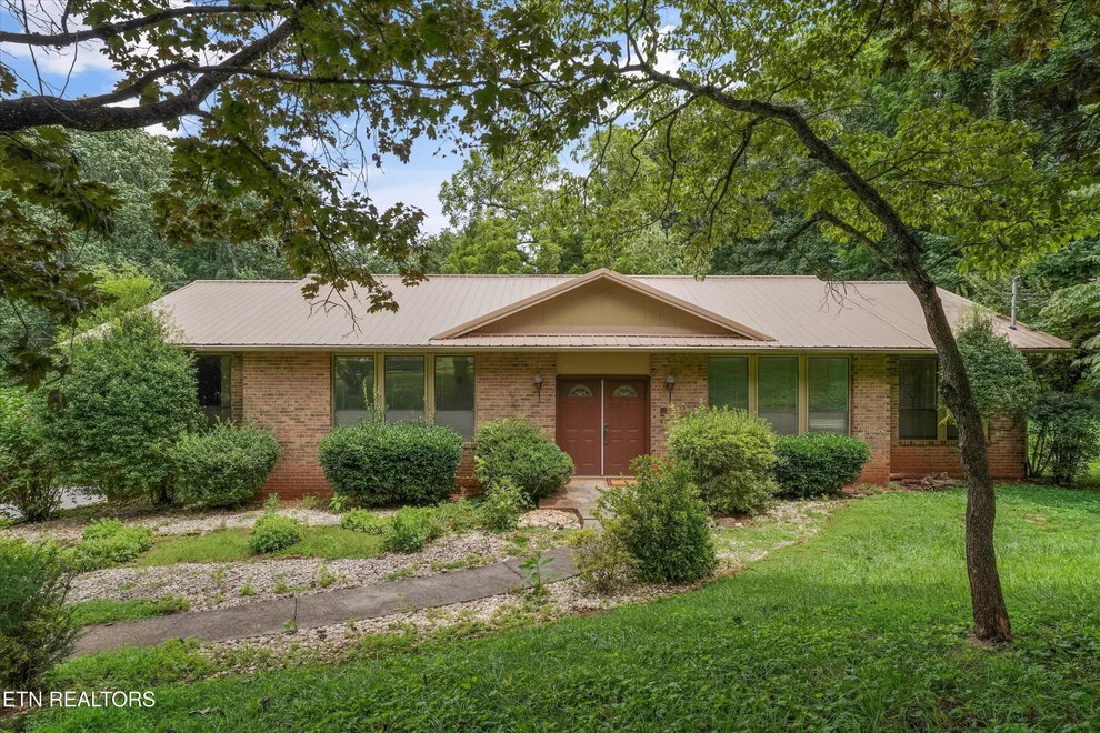 Unit for sale at 308 Trossachs Lane, Knoxville, TN 37922