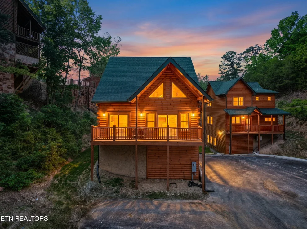 Unit for sale at 2108 Valley Creek Way, Sevierville, TN 37862