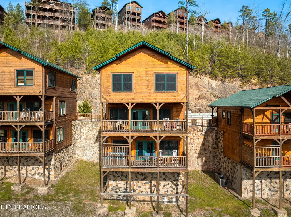 Unit for sale at 856 Resort Way, Gatlinburg, TN 37738
