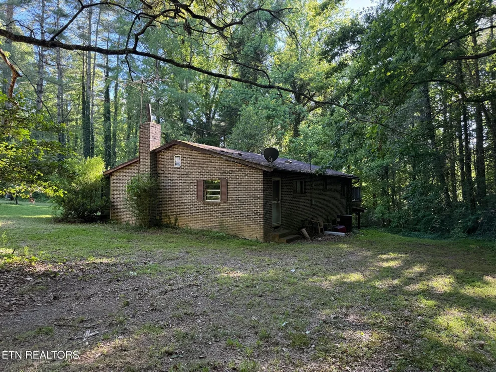 Unit for sale at 992 Chicken Hollow Rd, Newport, TN 37821